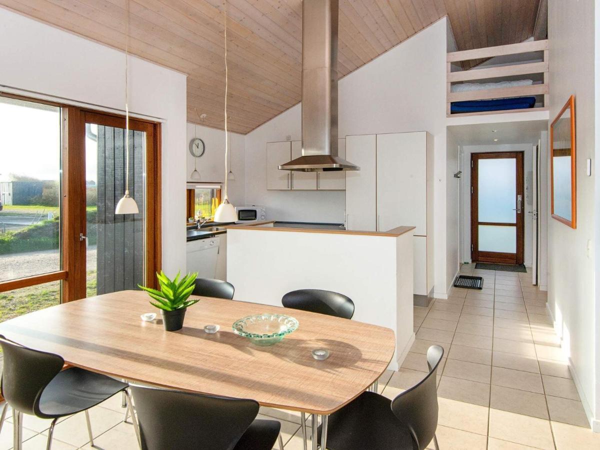 Three-Bedroom Holiday Home In Ulfborg 27 Thorsminde Zewnętrze zdjęcie